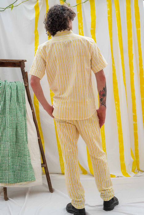 Unisex Short Sleeve Shirt - Yellow Stripe Print
